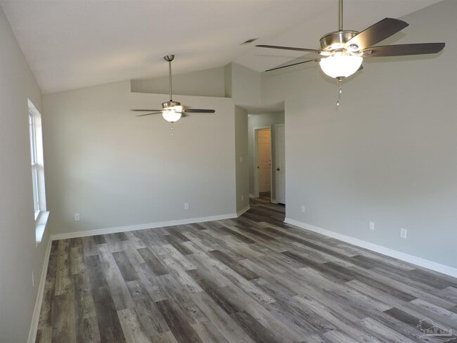 Building Photo - 3971 Sunny Manor Cir