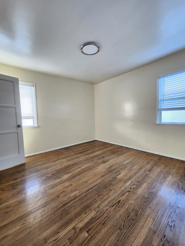 Building Photo - 7032 S La Tijera Blvd