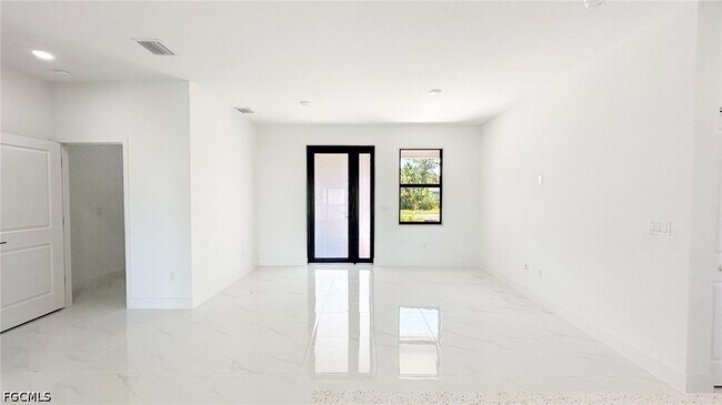 Building Photo - 721 Bering Ave S