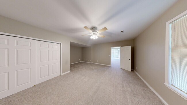 Building Photo - 43799 Abbott Pl