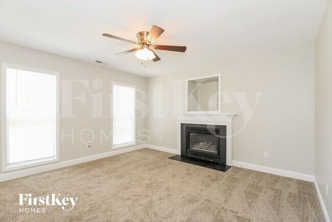 Building Photo - 4810 Manteo Ln