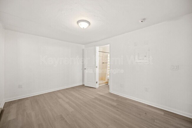 Building Photo - 7772 NW 9th Ave