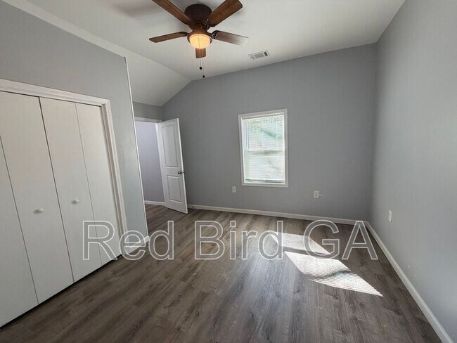 Building Photo - 311 Hunter St