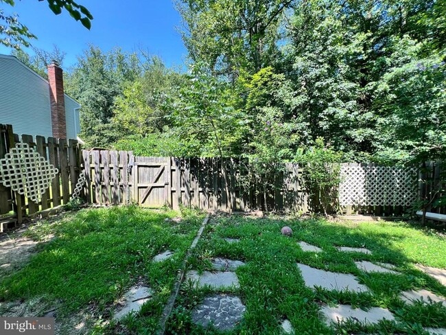 Building Photo - 8156 Dark Den Cir