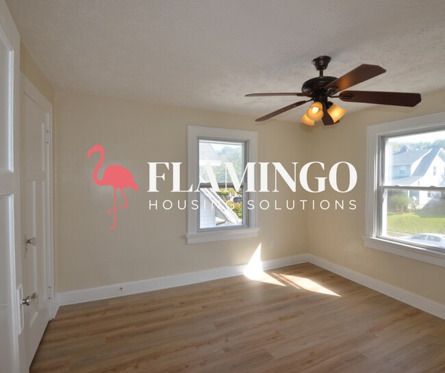 Building Photo - 37 S Cherrywood Ave