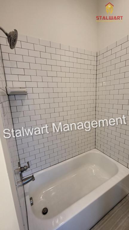 Building Photo - 15824 Riley St