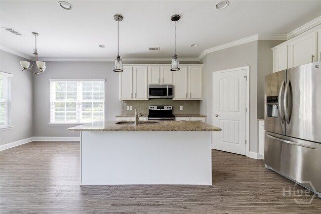 Building Photo - 225 Beckley Dr