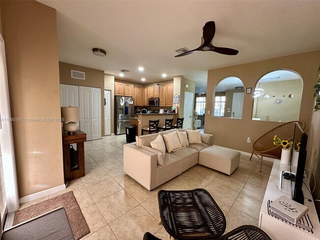 Building Photo - 27882 SW 140th Ave