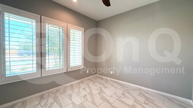 Building Photo - 5530 N 107th Ln