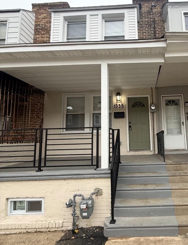 Building Photo - 1335 Morton St