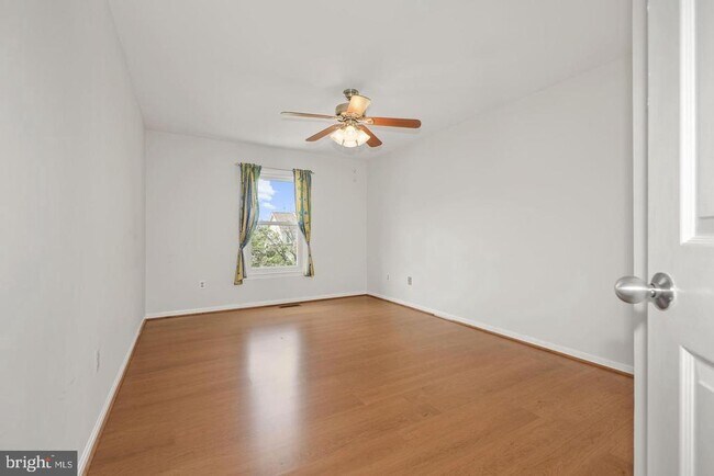 Building Photo - 14429 Stonebridge View Dr