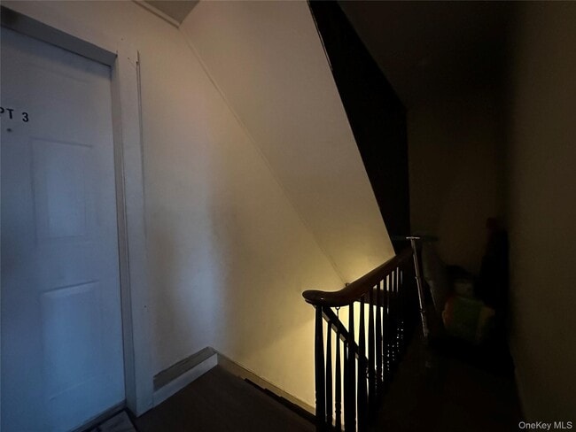 Building Photo - 17 Church St