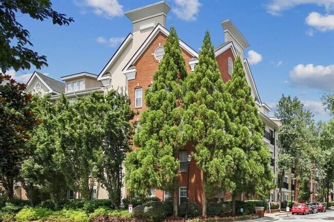 Building Photo - 1850 Cotillion Dr