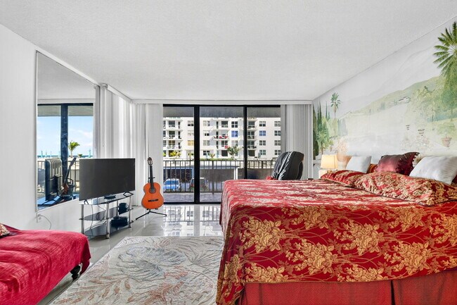 Building Photo - 3456 S Ocean Blvd