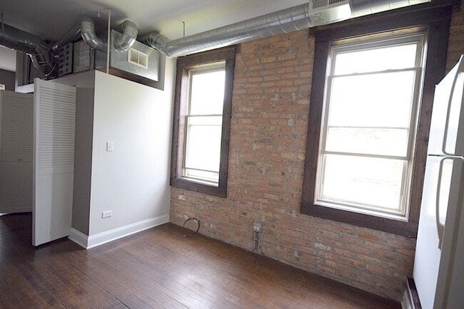 Building Photo - 3252 S Morgan St