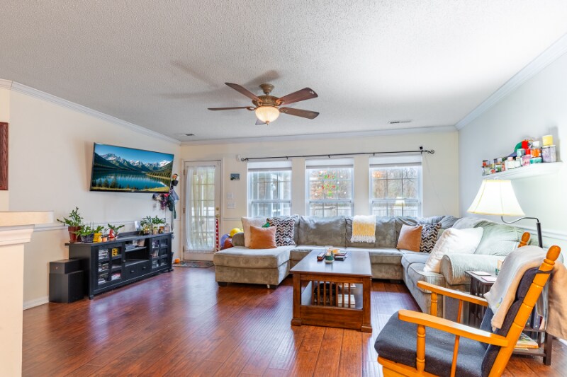 Building Photo - 5148 Torrey Ln