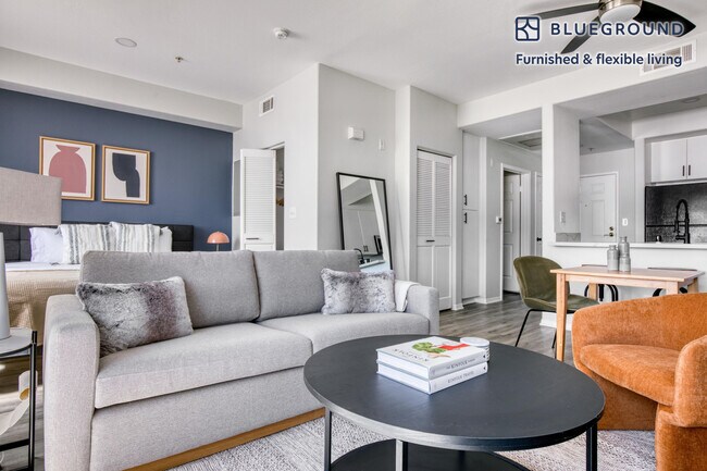 Building Photo - 2820 Sawtelle Blvd