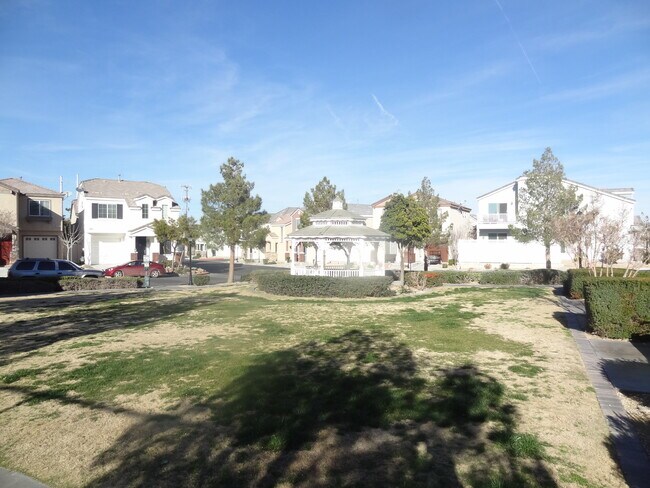 Building Photo - 3 Bedroom, 2 1/2 Bath Home With Attached Garage In A Gated Community