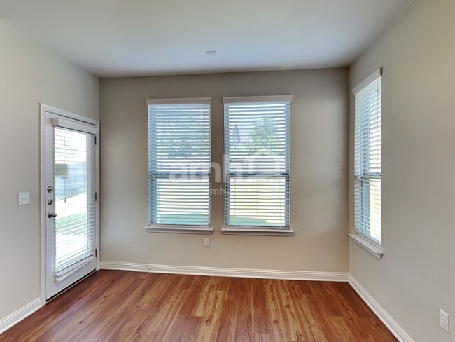 Building Photo - 8100 McKamy Dr