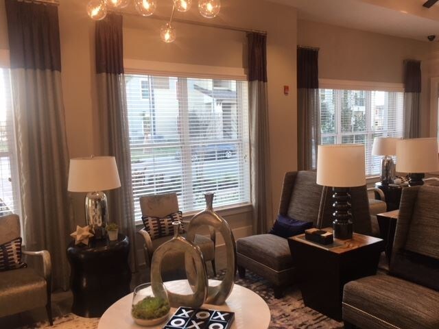 Building Photo - 1 br, 1 bath  - 12879 Sunstone Ave