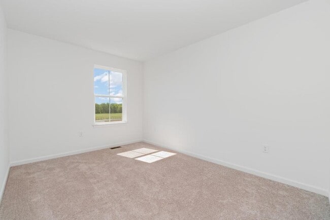 Building Photo - 8 Kenzie Way