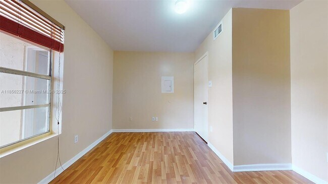 Building Photo - 15315 SW 106th Terrace