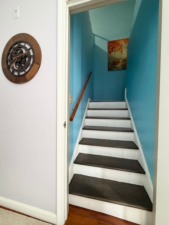 Building Photo - 112 Lowell St