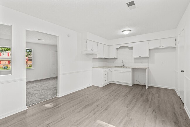 Building Photo - Charming 3 Bedroom, 2 Bathroom house