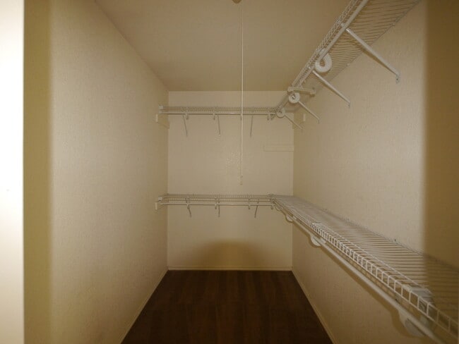 Building Photo - HOME WITH NEW CARPET and LARGE YARD IN WIL...