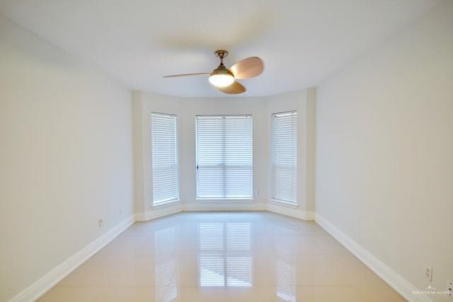 Building Photo - 25 Xanthisma Ave