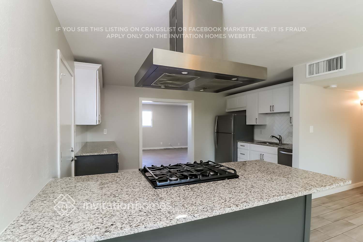 Building Photo - 2332 W Orchid Ln