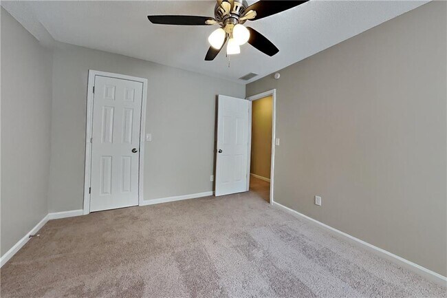 Building Photo - 4174 Glenaire Way NW