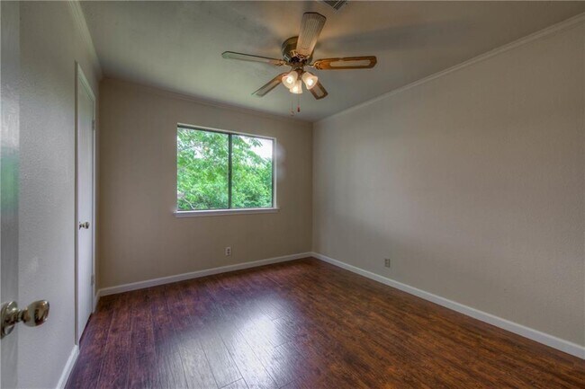 Building Photo - 612 Brookside Pass