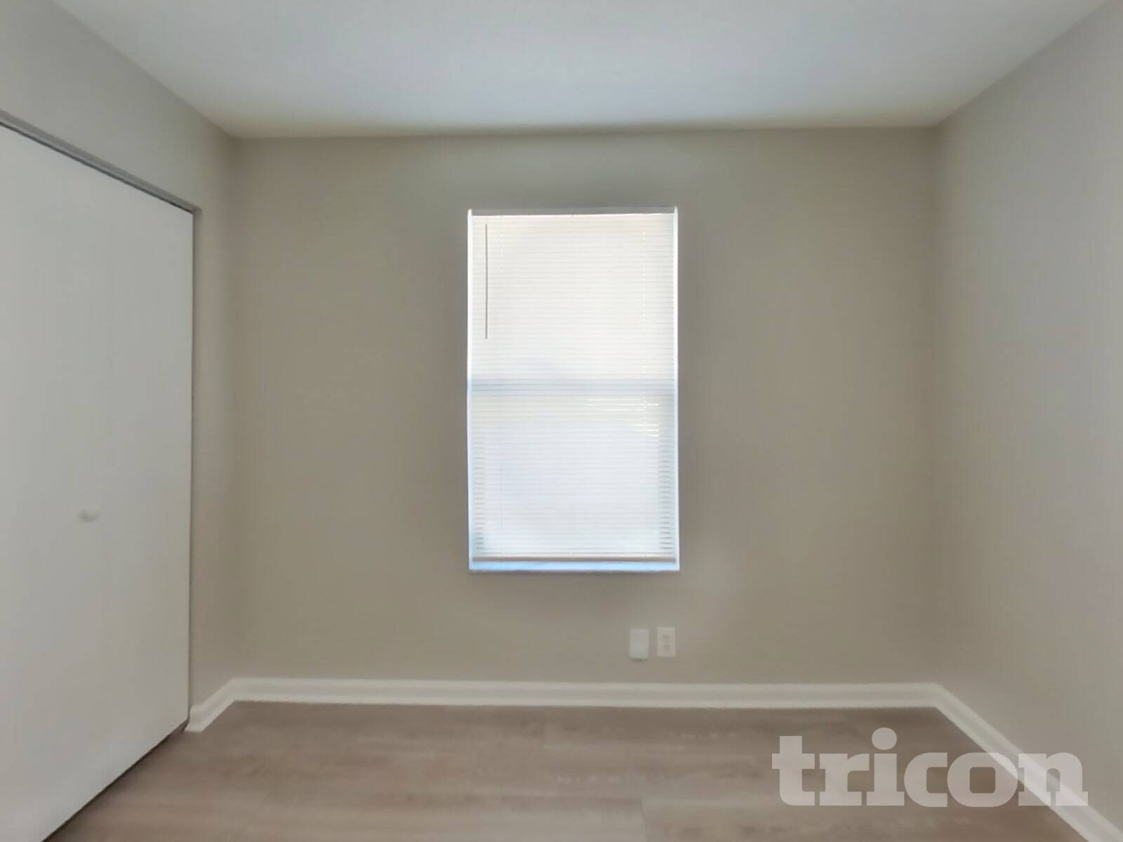 Building Photo - 7937 Dwyer Dr