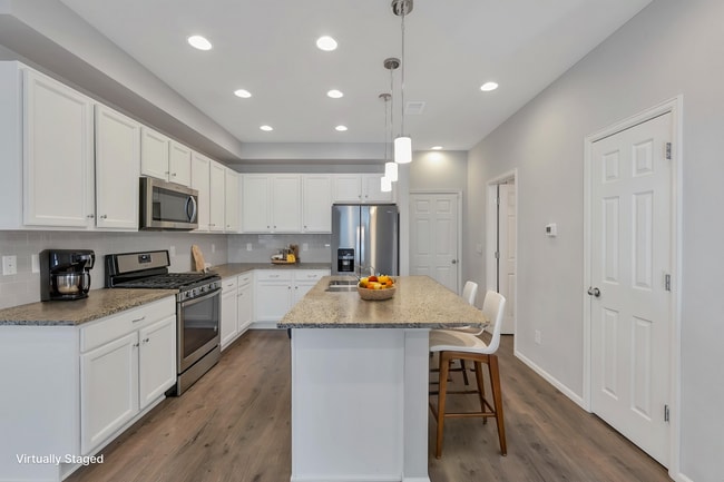 Building Photo - Modern 3BR Townhome in Avion | Pool, Hot Tub & Attached Garage