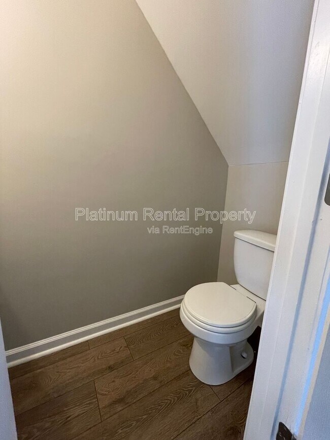 Building Photo - 3575 Kennesaw Station Dr