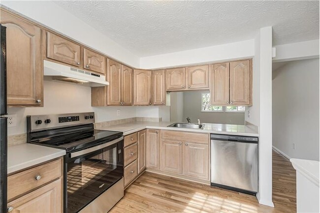 Building Photo - 1682 Harvest Green Ct