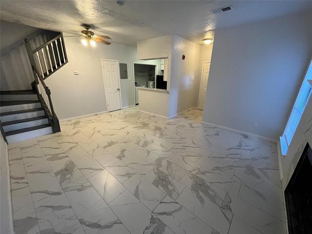 Building Photo - 501 Arbor Creek Dr