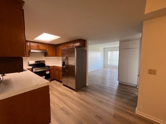 Building Photo - Must See! Two bedroom two bathroom condo i...