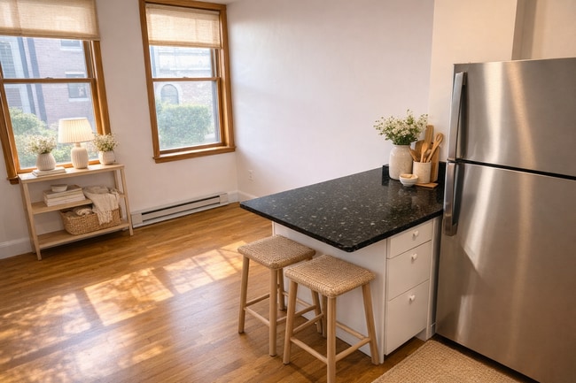 Building Photo - 92 W Cedar St