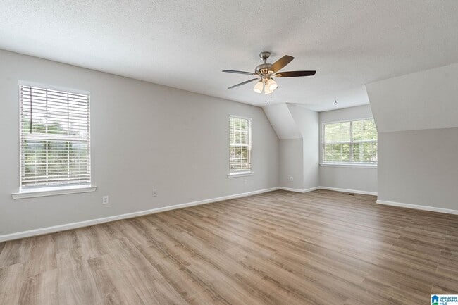 Building Photo - 205 Brookhollow Dr