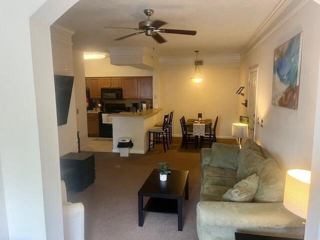 Building Photo - 2203 Myrtlewood Cir E