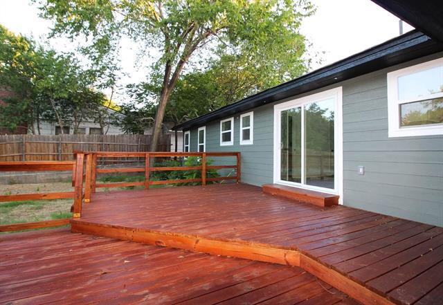 Building Photo - 4809 S Ridge Terrace