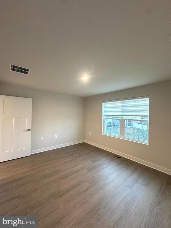 Building Photo - 117 Dunster St