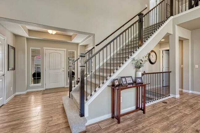 Building Photo - LUXIOUROUS 6 BED/6 BATH HOME IN SANCTUARY ...