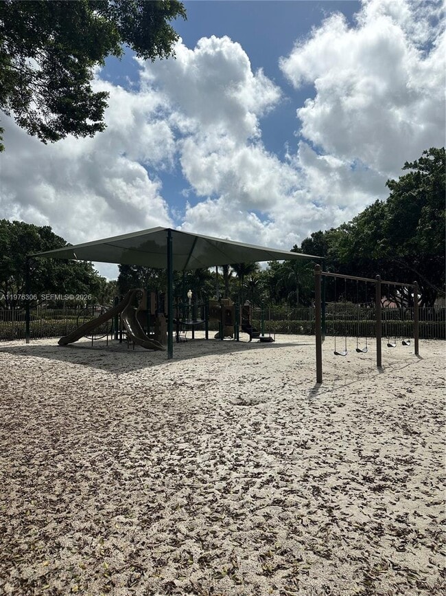 Building Photo - 644 Sand Creek Cir