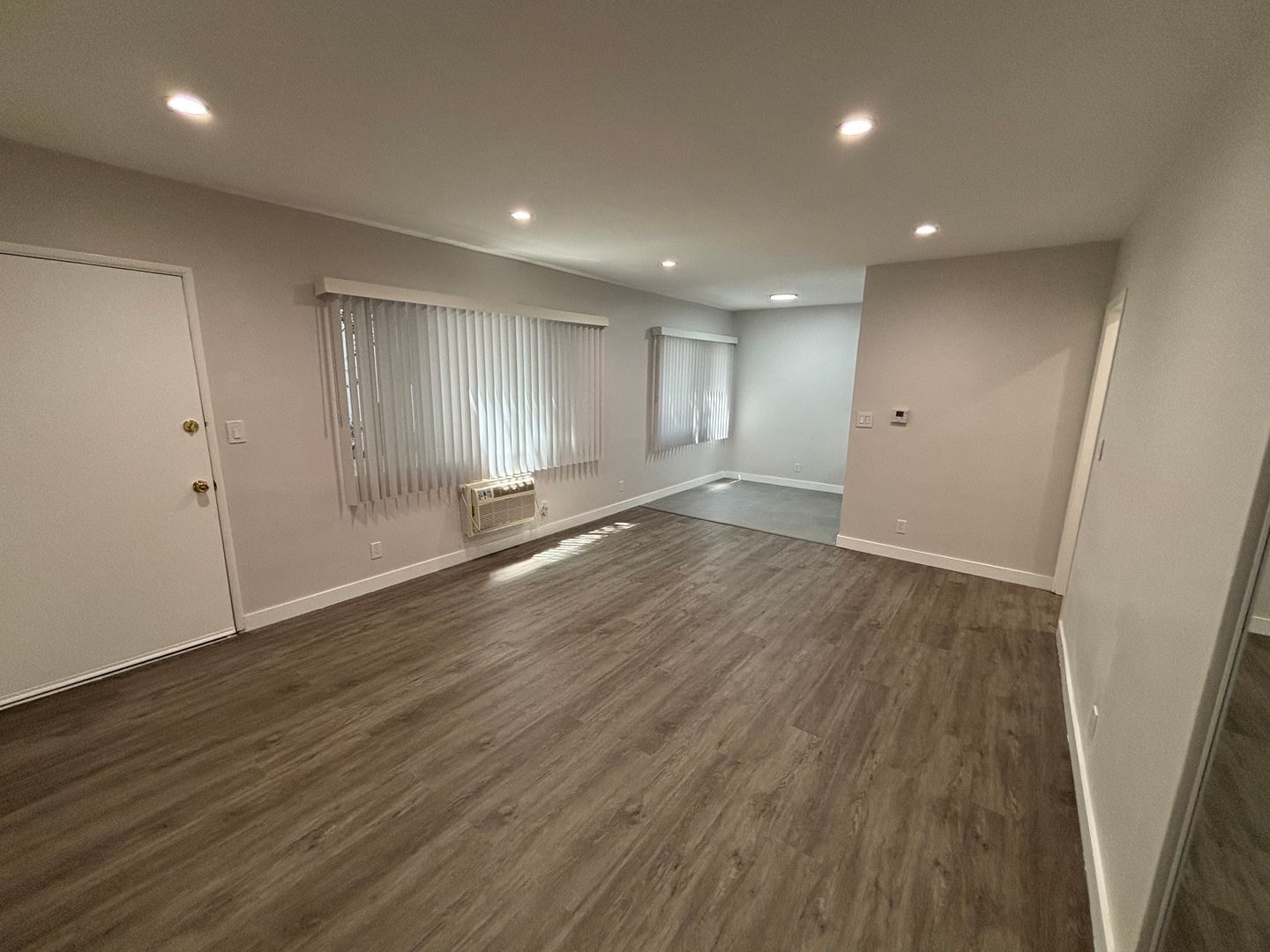 Building Photo - 4540 Vista Del Monte Ave