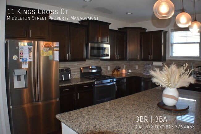 Building Photo - 11 King's Cross Ct