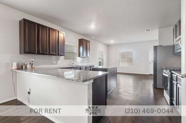 Building Photo - 13550 Lily Ln