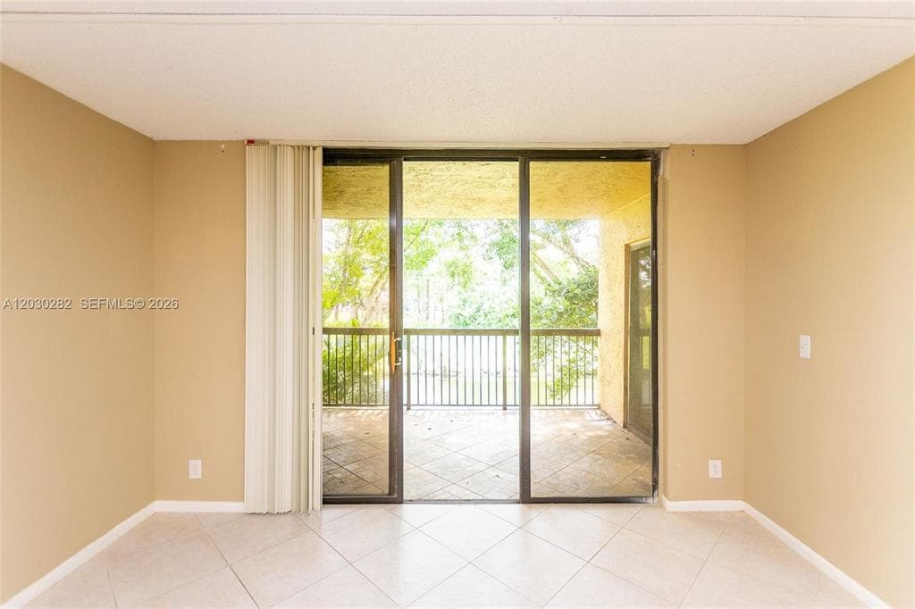 Building Photo - 5721 Riverside Dr